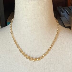 vintage pearl necklace
